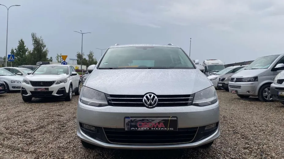 VOLKSWAGEN Sharan -