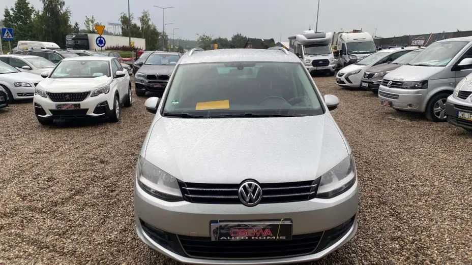 VOLKSWAGEN Sharan -