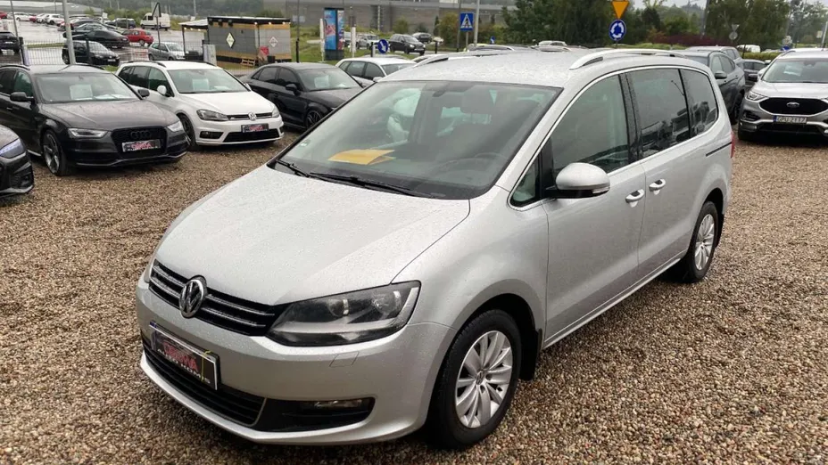 VOLKSWAGEN Sharan -