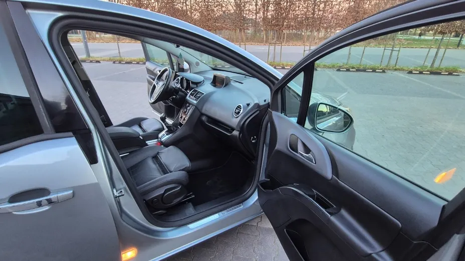 OPEL Meriva -