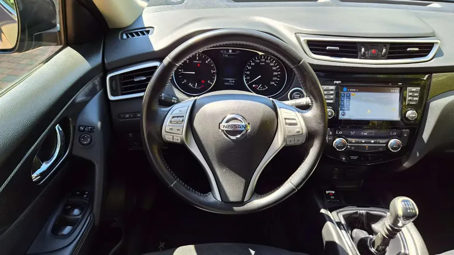 NISSAN X-Trail -