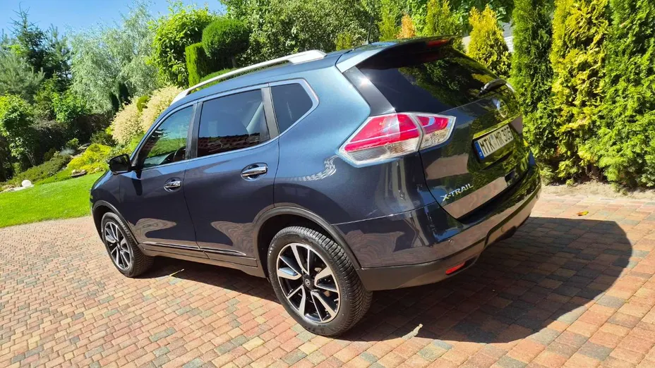 NISSAN X-Trail -