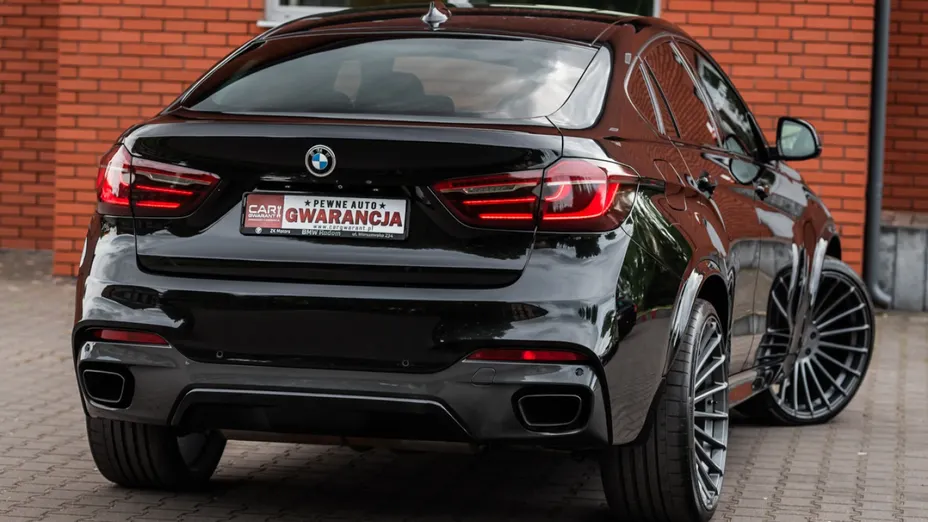 BMW X6 -