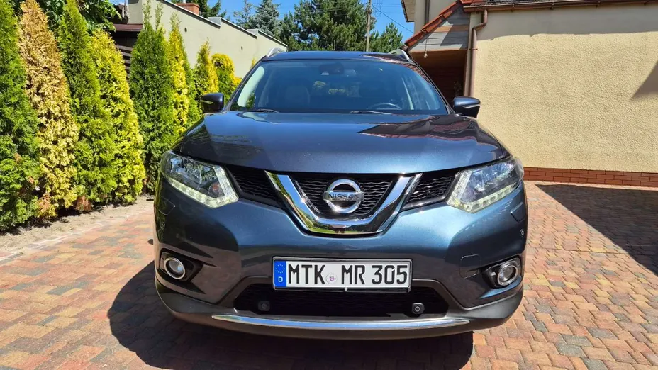 NISSAN X-Trail -