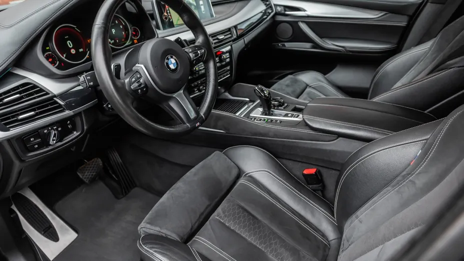 BMW X6 -