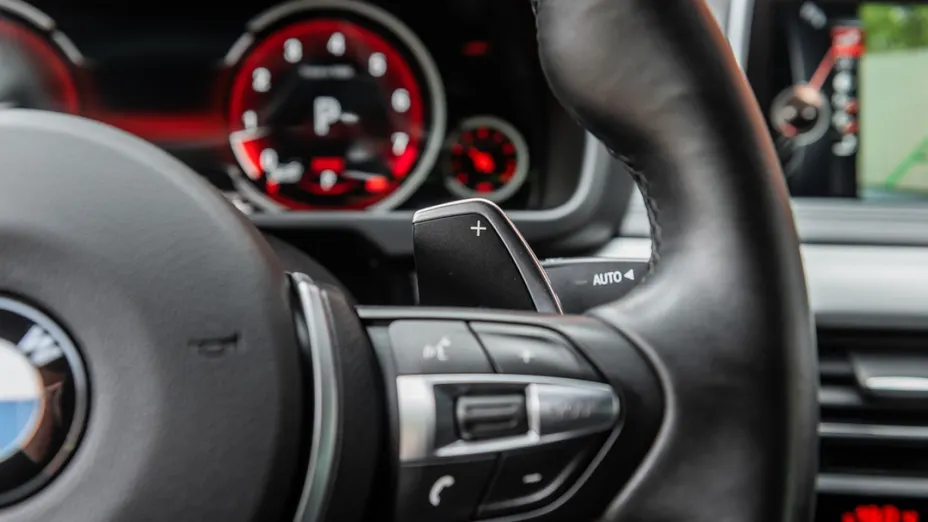 BMW X6 -