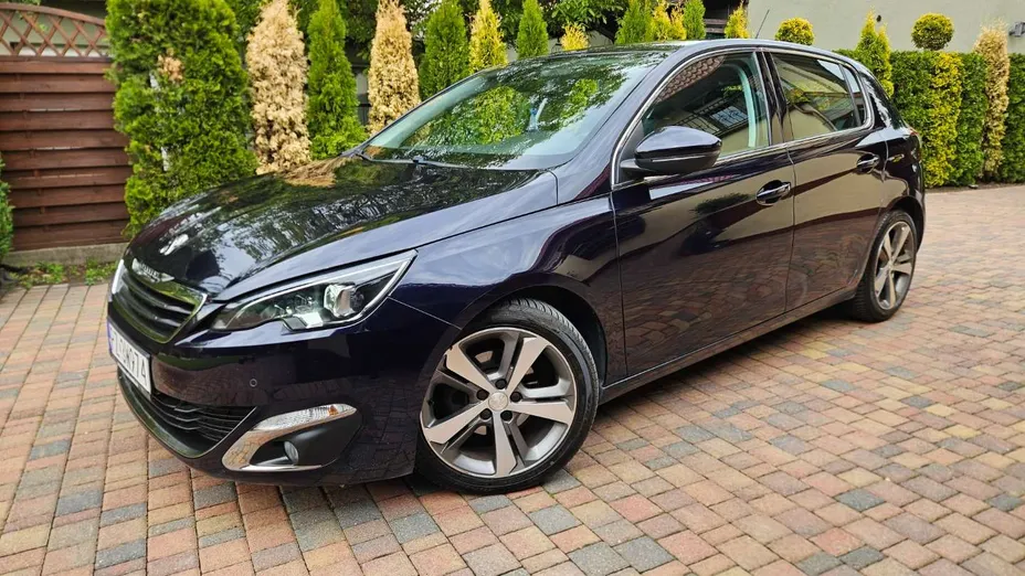 PEUGEOT 308 -