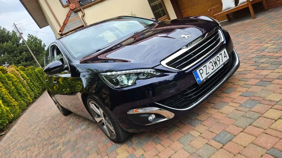 PEUGEOT 308 -