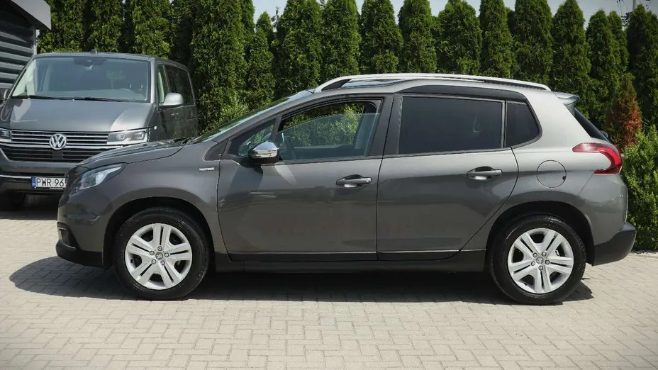 PEUGEOT 2008 -