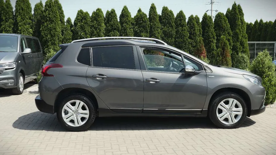 PEUGEOT 2008 -