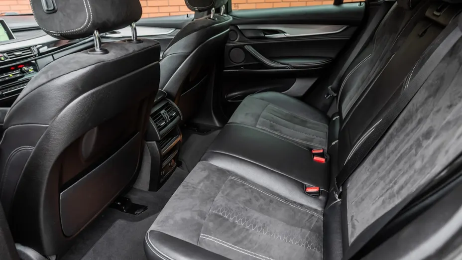 BMW X6 -