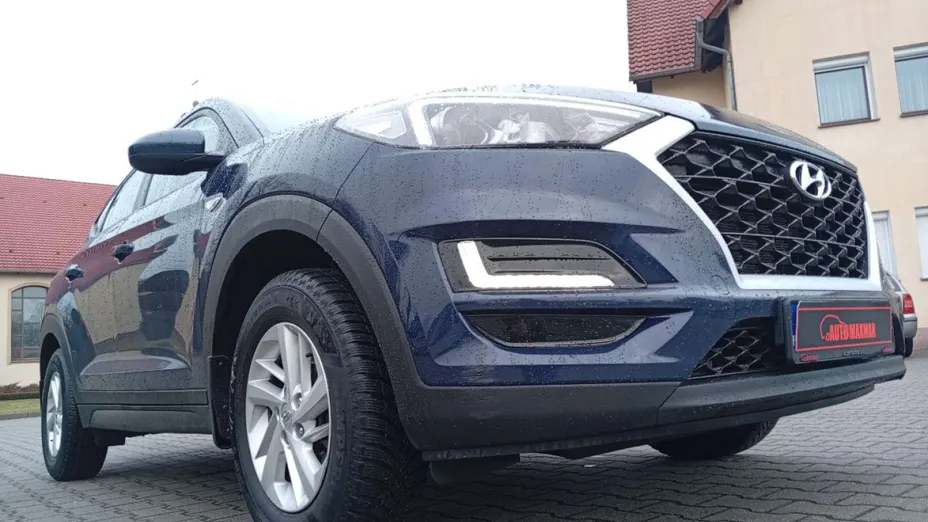 HYUNDAI Tucson -