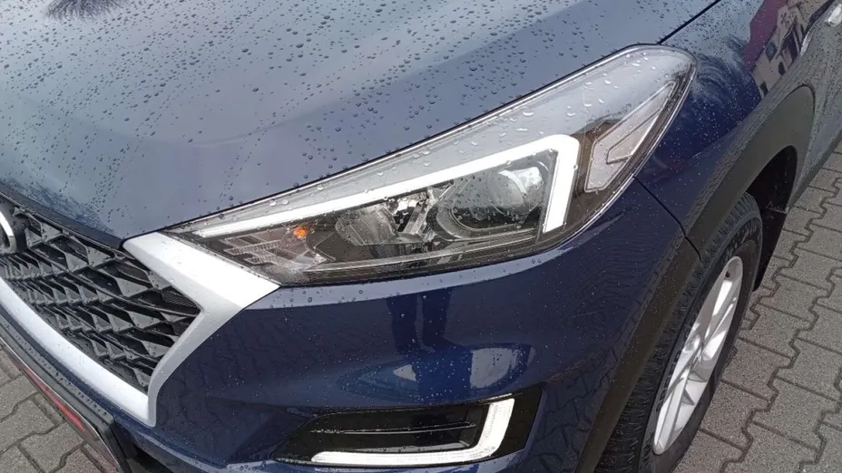HYUNDAI Tucson -