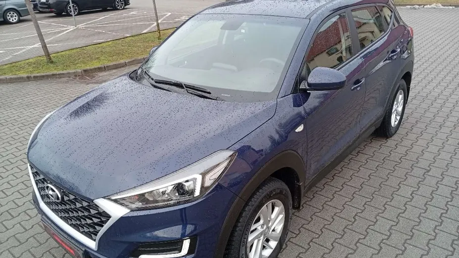 HYUNDAI Tucson -