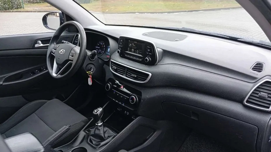 HYUNDAI Tucson -