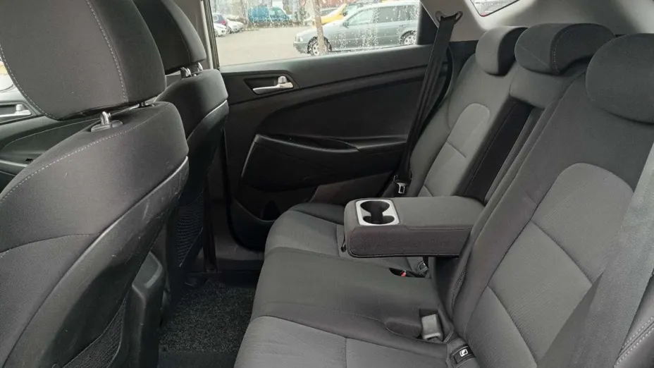 HYUNDAI Tucson -