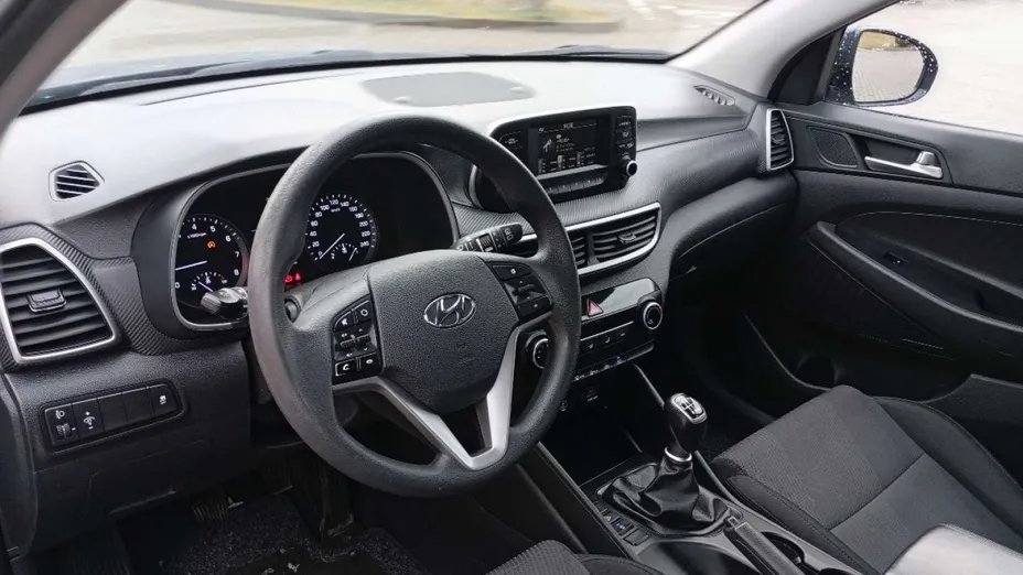 HYUNDAI Tucson -