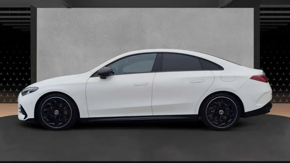 MERCEDES-BENZ CLA -