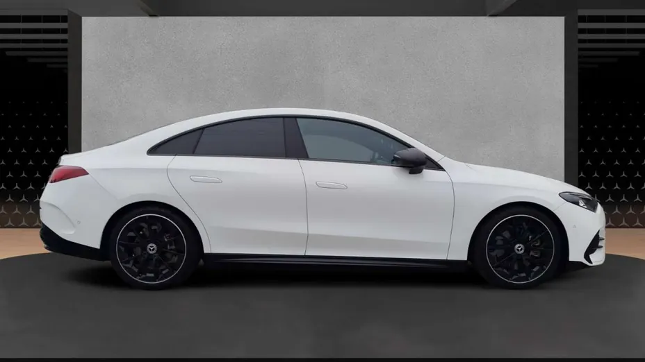 MERCEDES-BENZ CLA -