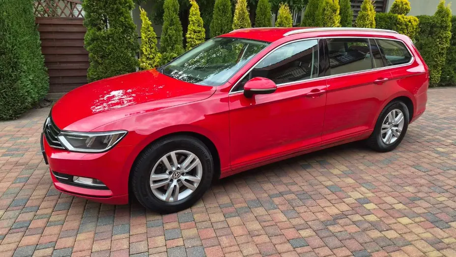 VOLKSWAGEN Passat -