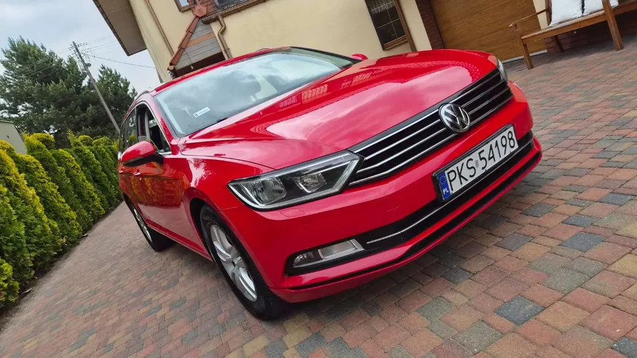 VOLKSWAGEN Passat -