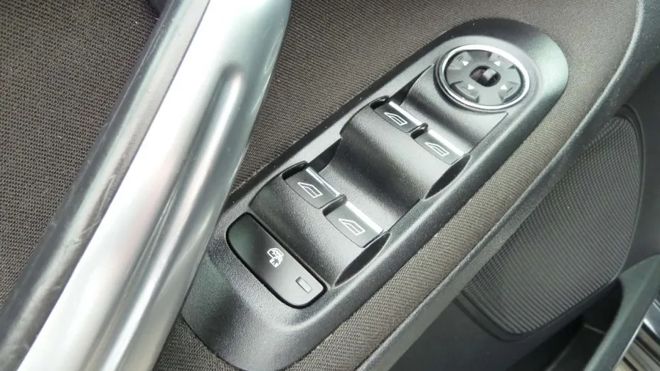 FORD S-MAX -
