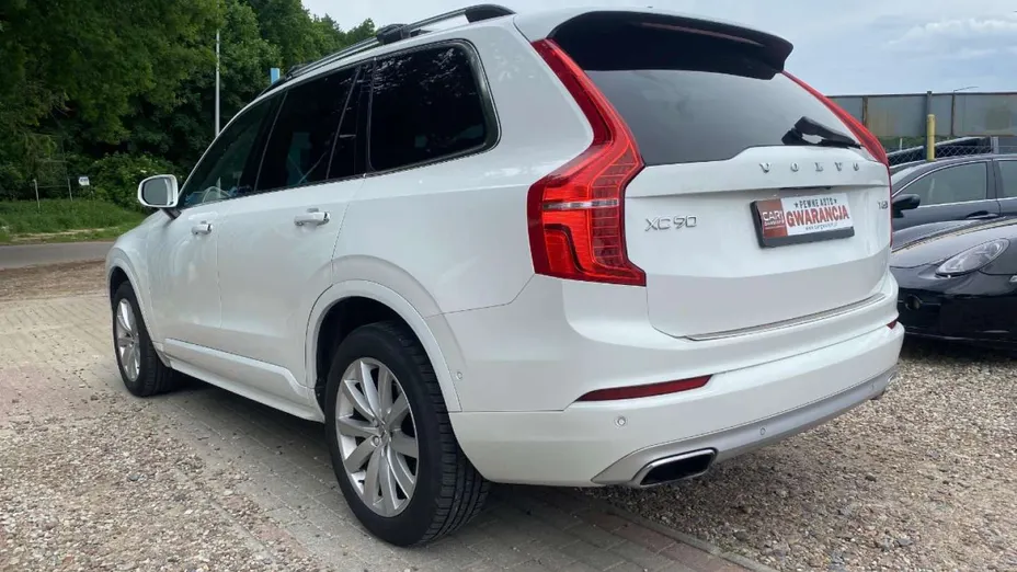 VOLVO XC90 -