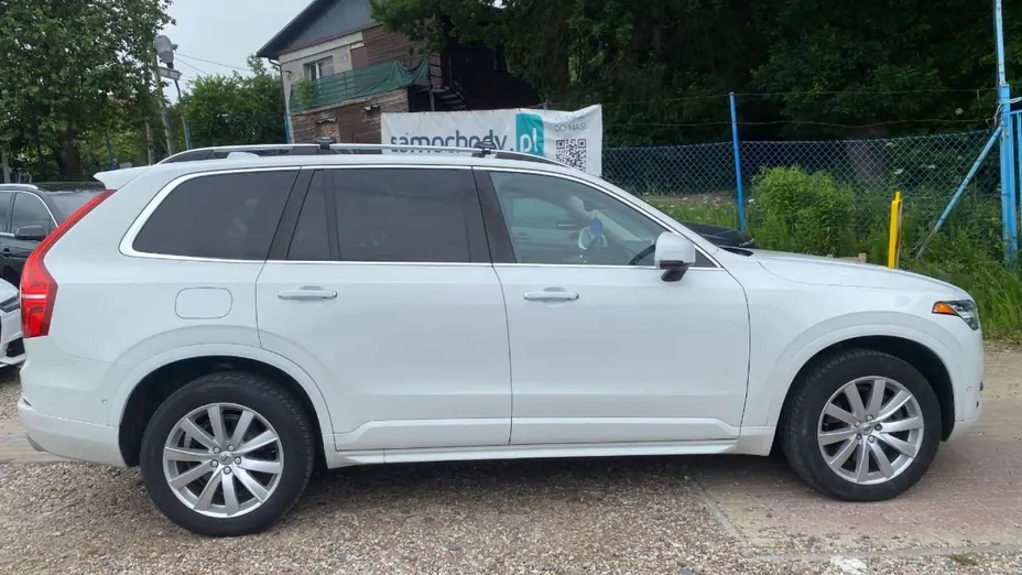 VOLVO XC90 -