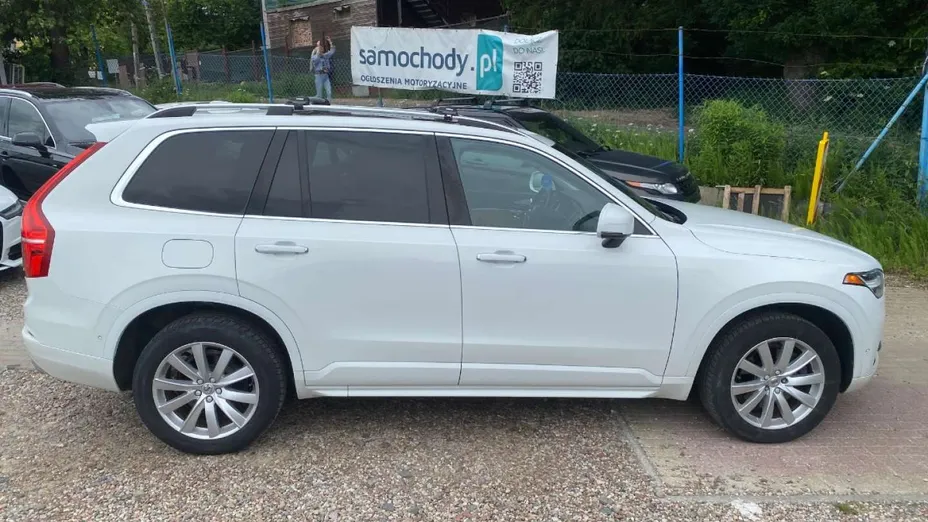 VOLVO XC90 -