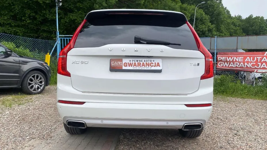 VOLVO XC90 -