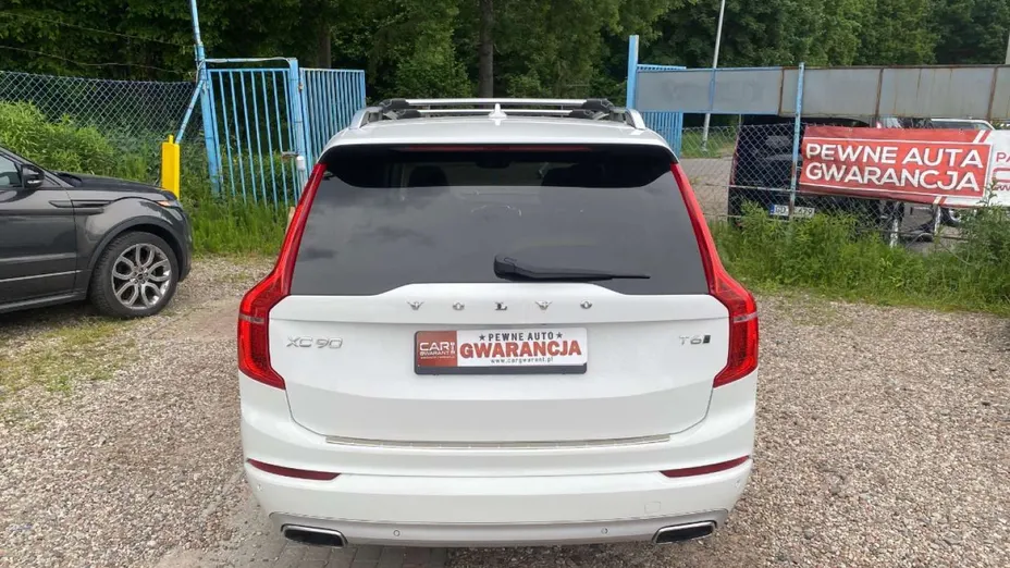 VOLVO XC90 -
