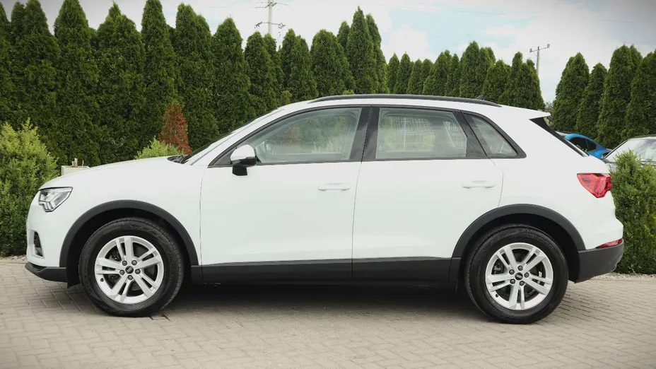 AUDI Q3 -