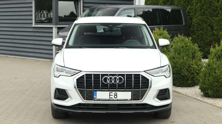 AUDI Q3 -