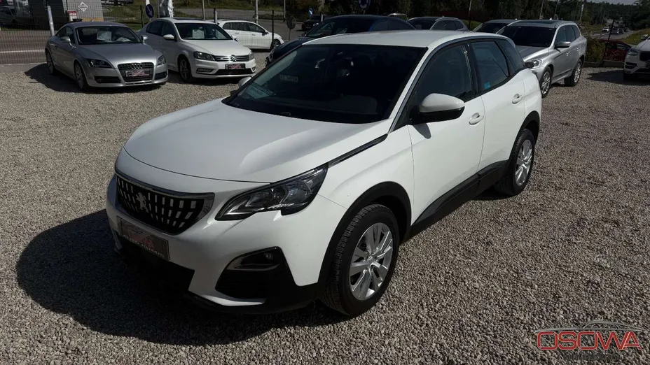 PEUGEOT 3008 -