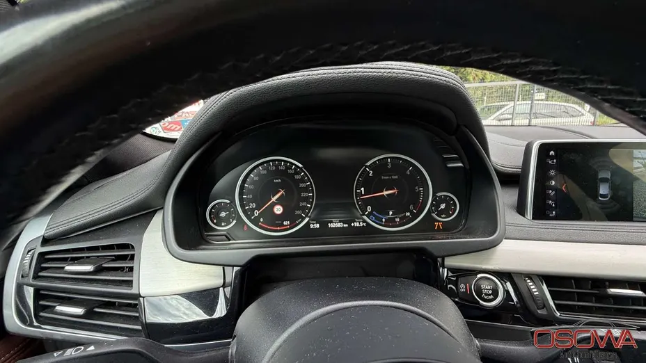 BMW X6 -