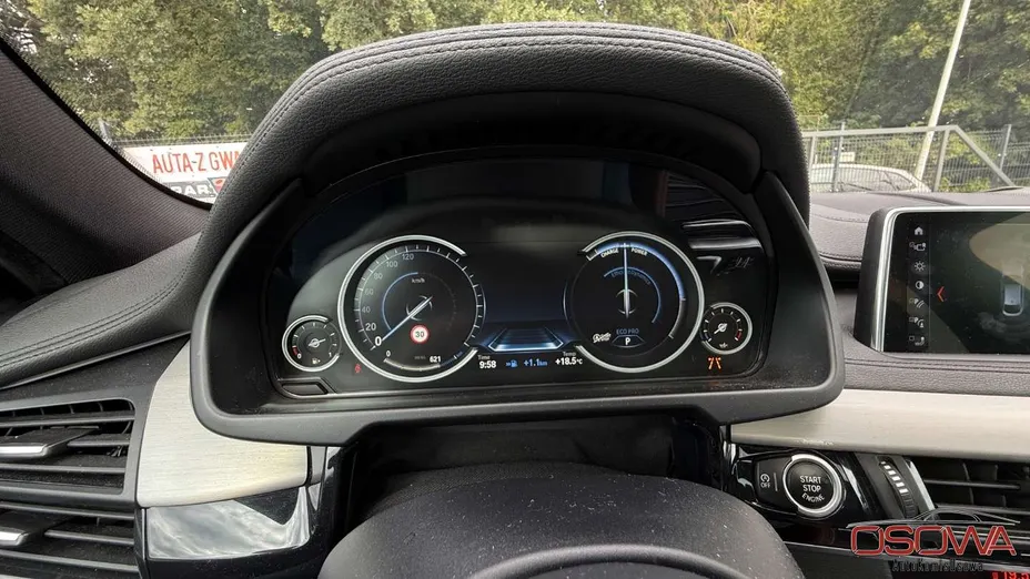 BMW X6 -