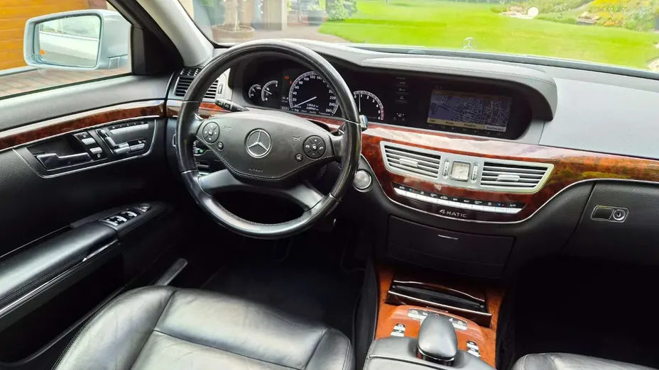 MERCEDES-BENZ S Klasa -