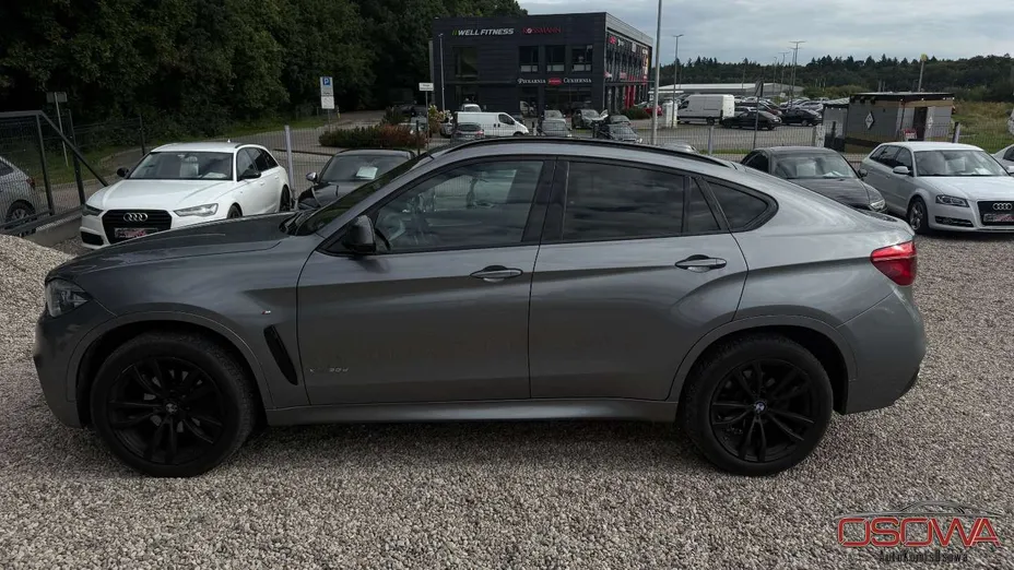 BMW X6 -