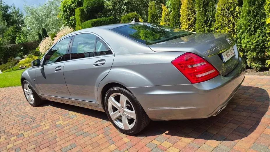 MERCEDES-BENZ S Klasa -