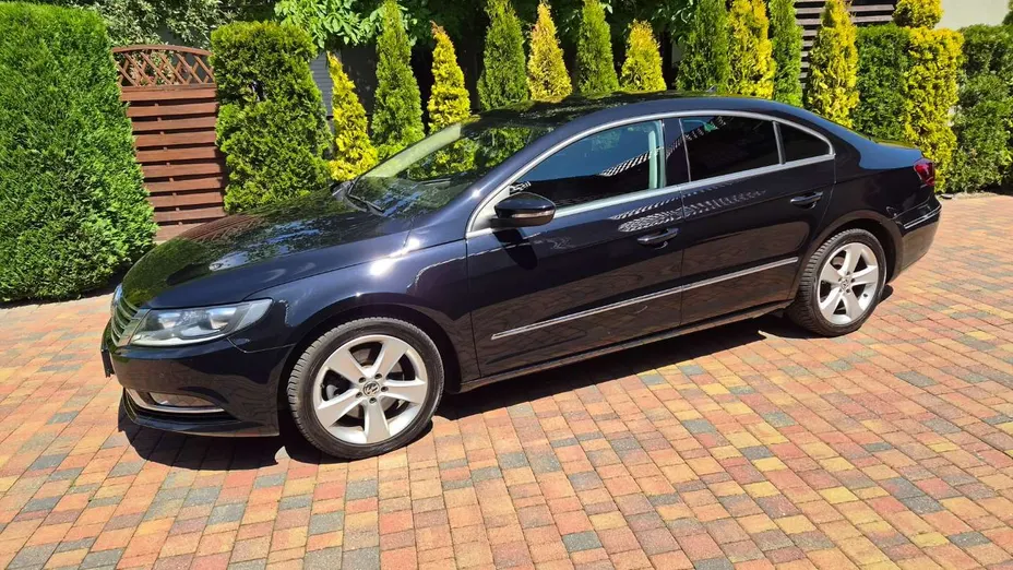 VOLKSWAGEN Passat CC -