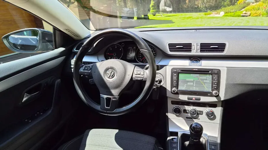 VOLKSWAGEN Passat CC -