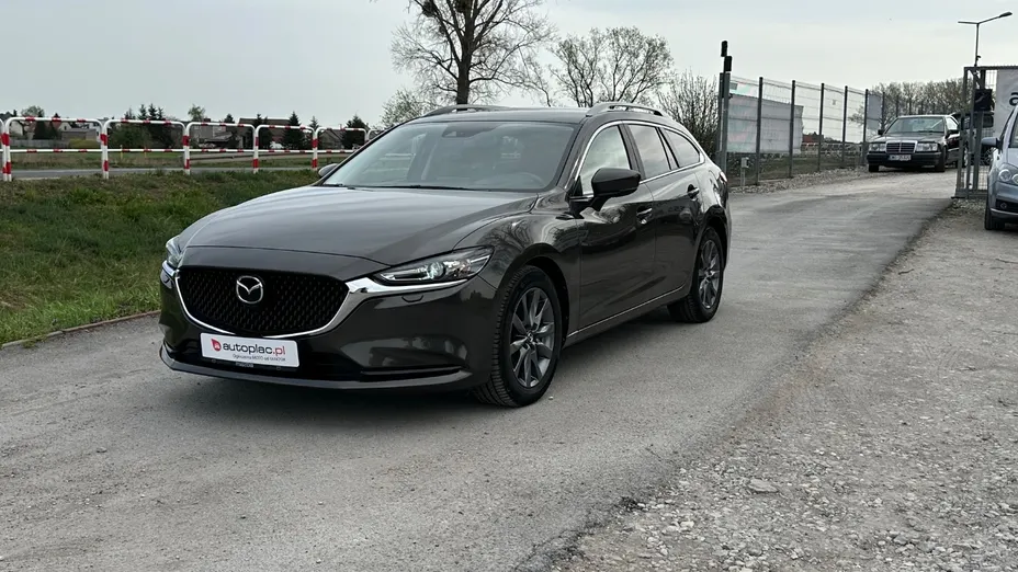 MAZDA 6 -