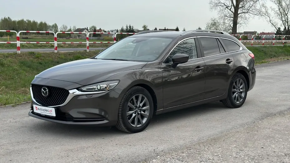 MAZDA 6 -