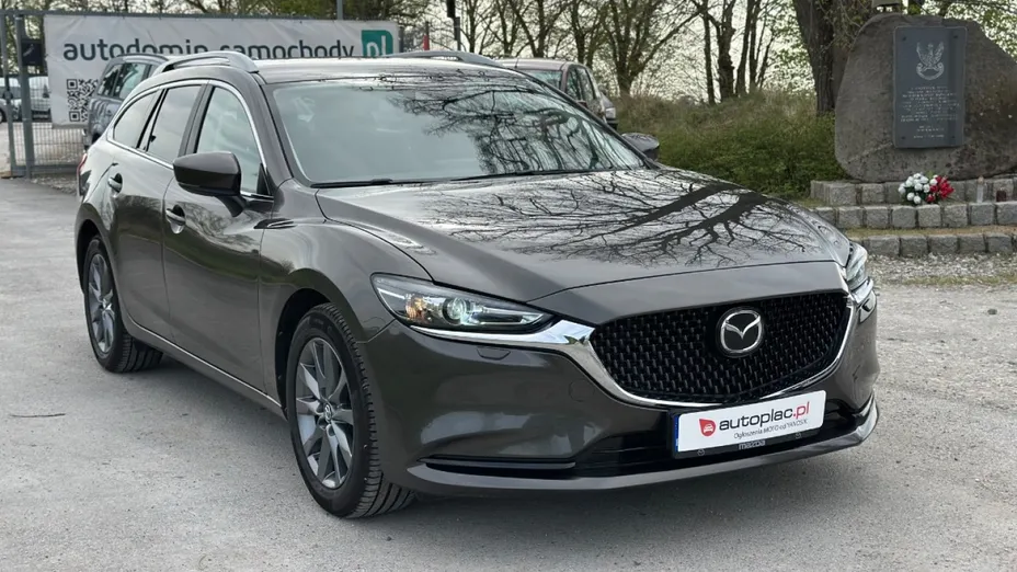 MAZDA 6 -