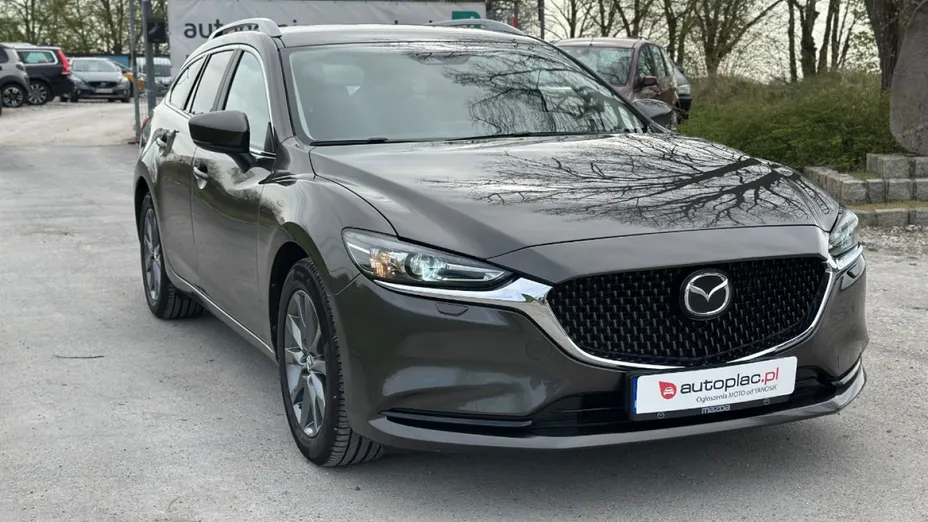 MAZDA 6 -