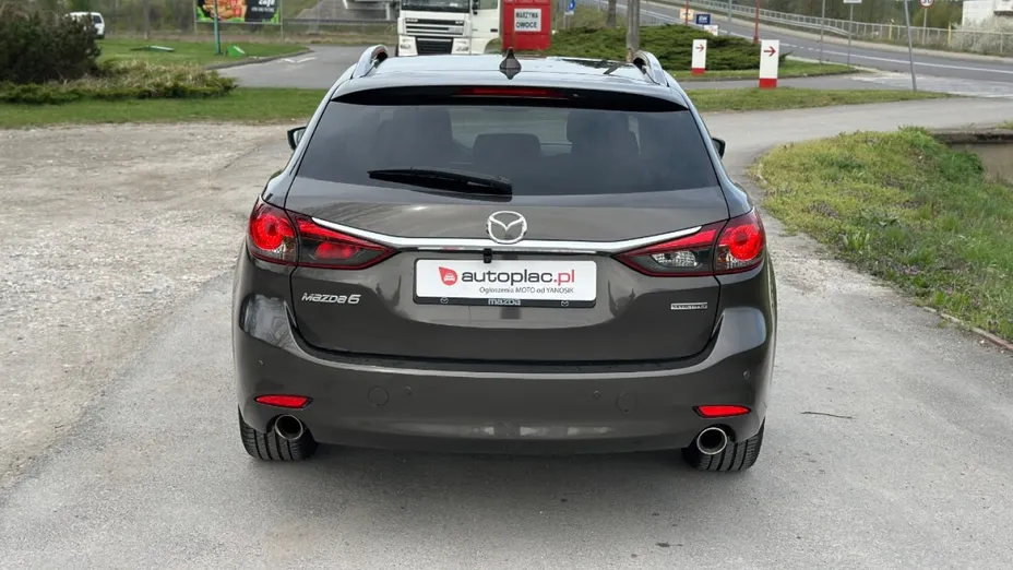 MAZDA 6 -