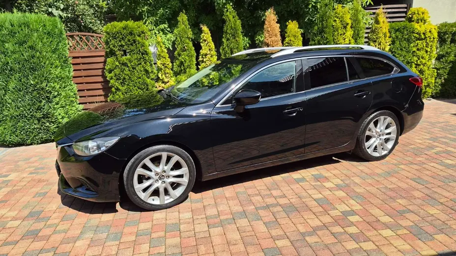 MAZDA 6 -