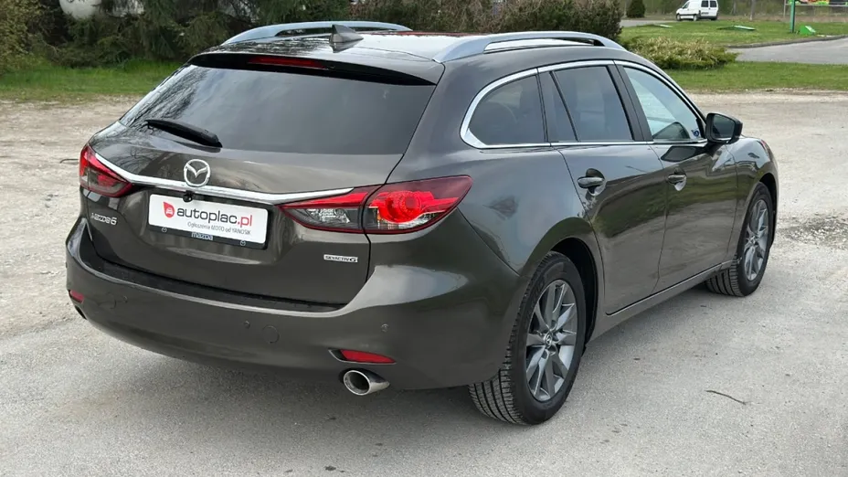 MAZDA 6 -
