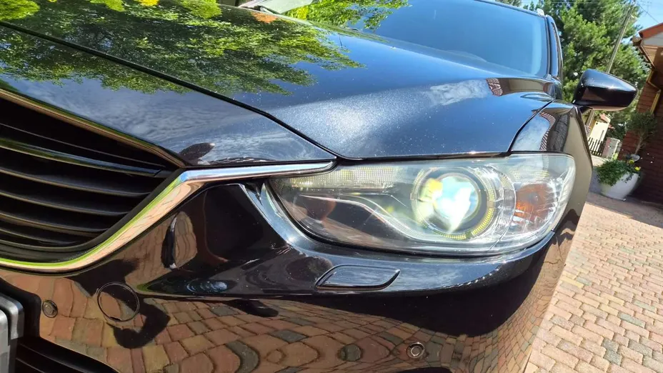 MAZDA 6 -