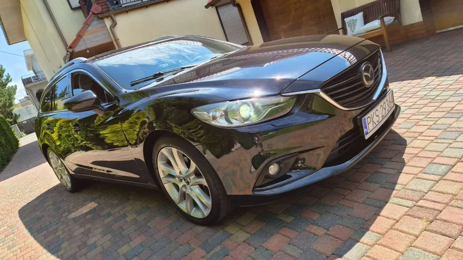 MAZDA 6 -
